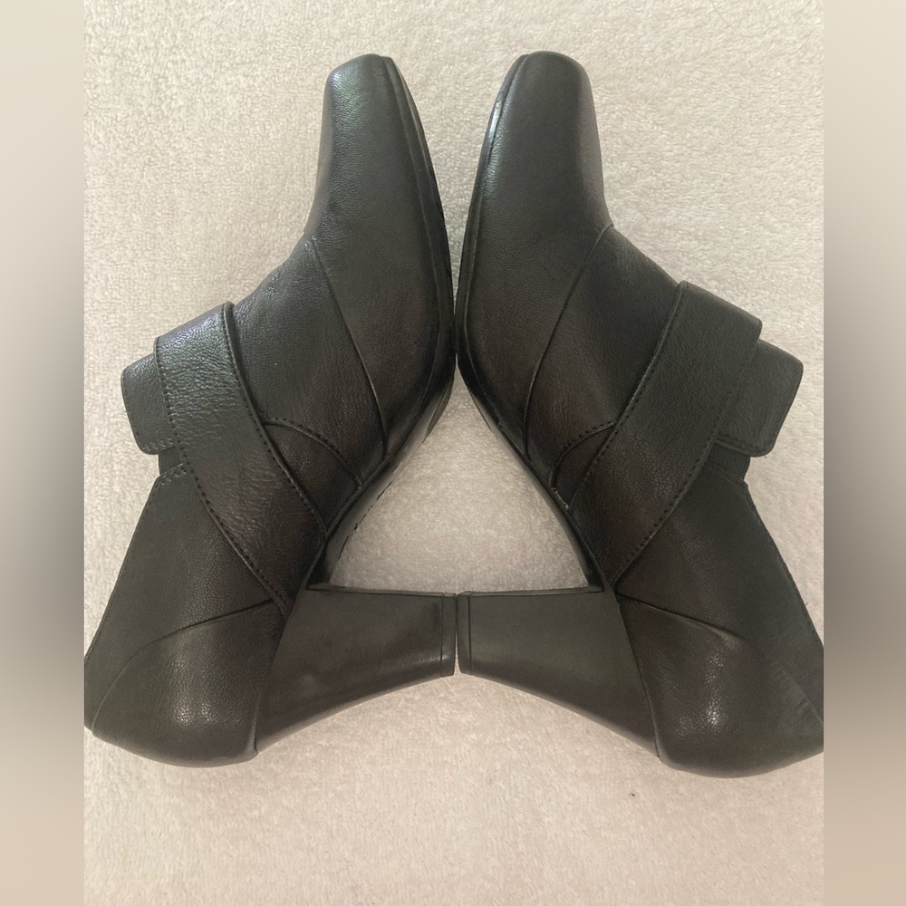 Clark’s Bendables heeled shoes - Picture 7 of 8
